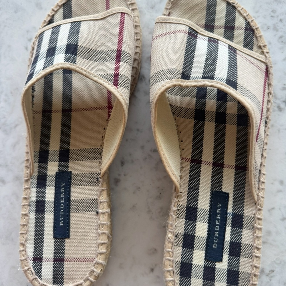 Burberry Cream and Black Espadrilles with Iconic Check Pattern